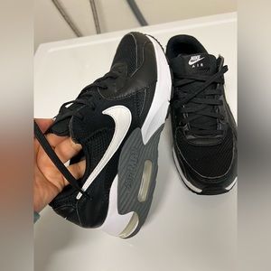 Nike Air Max size 8